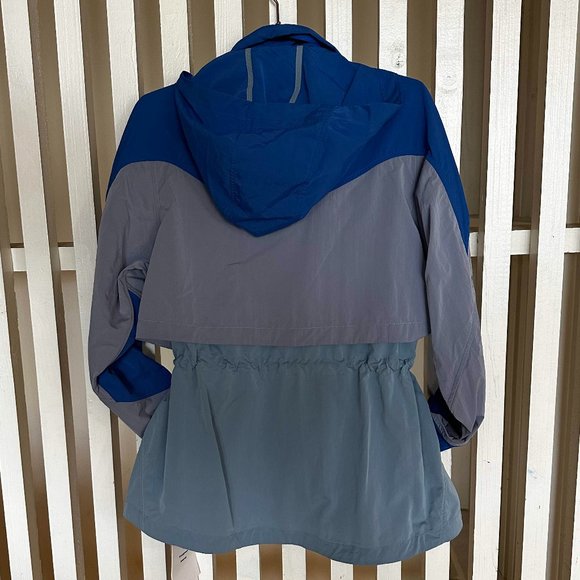 Lululemon Evergreen Anorak - Picture 2 of 5